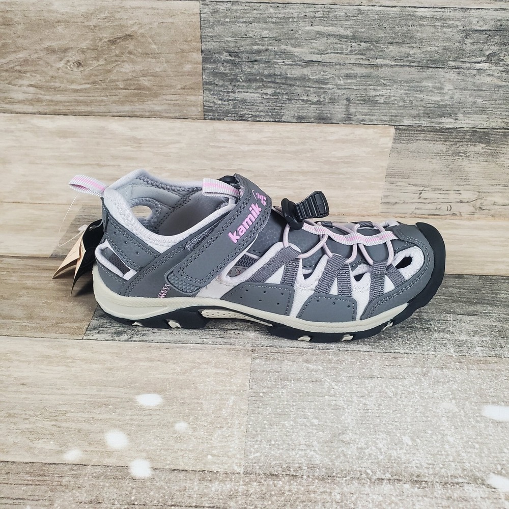 Kamik Wildcat Kids Hiking Shoe Sz 2 Gray Black Round Toe Elastic Lace-Up Sneaker